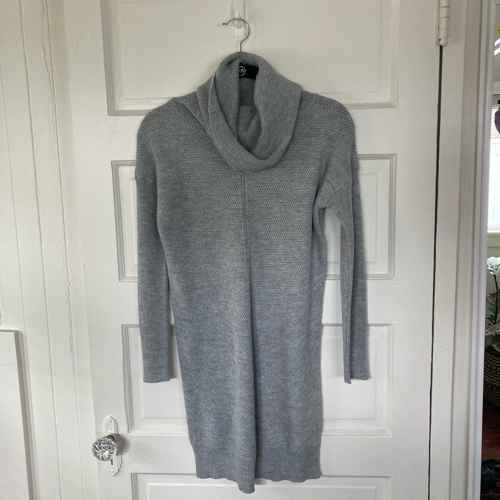 Lulu’s grey turtle neck sweater dress